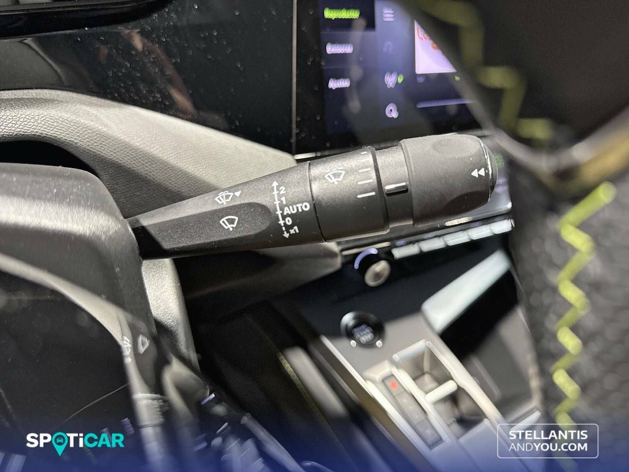 Foto Peugeot 408 15