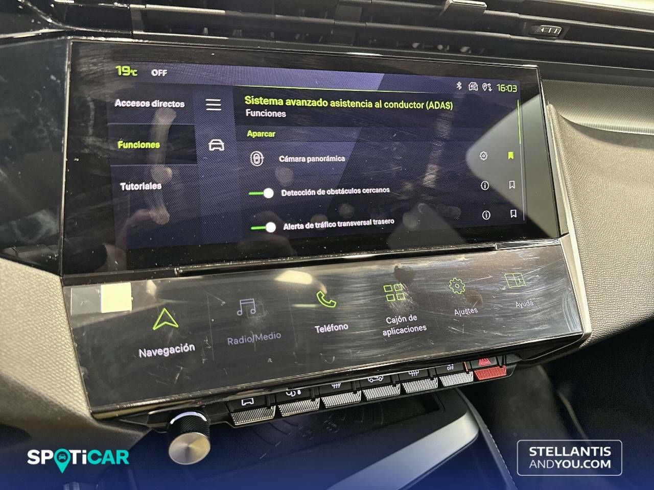 Foto Peugeot 408 18