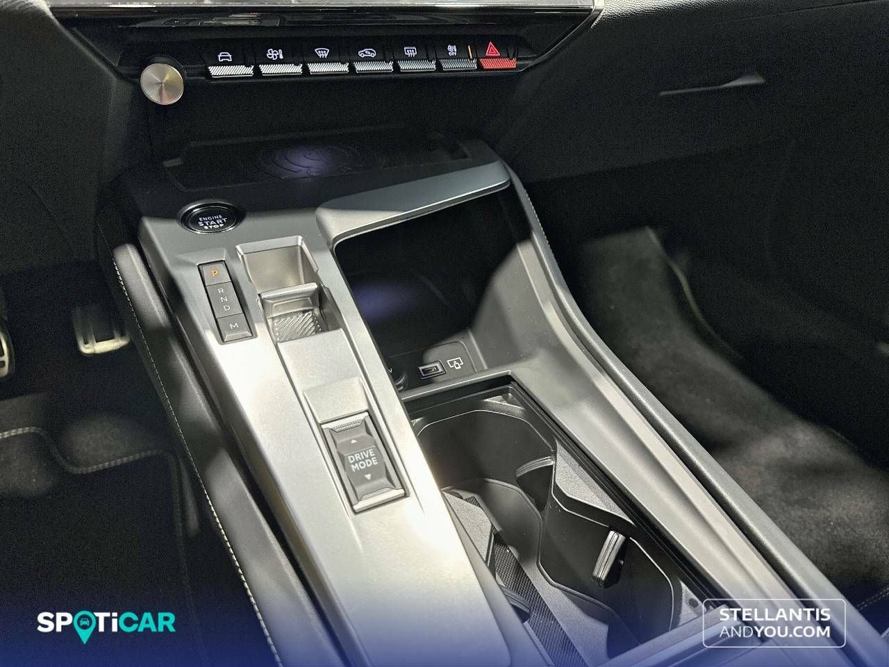 Foto Peugeot 408 21