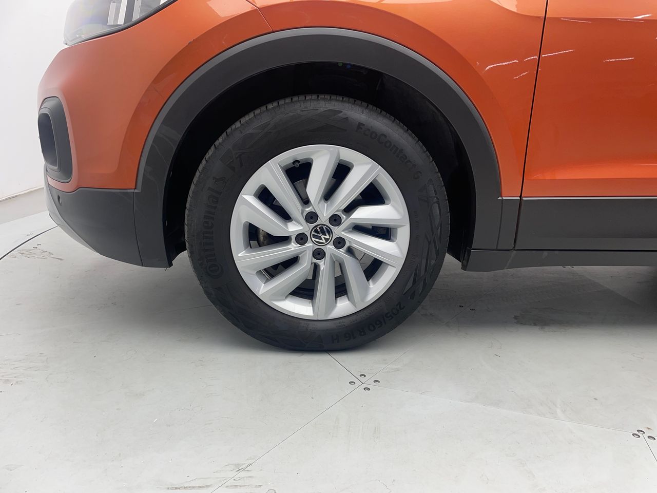 Foto Volkswagen T-Cross 9