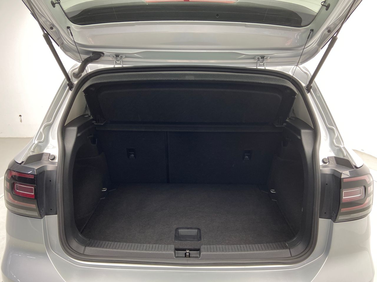 Foto Volkswagen T-Cross 10