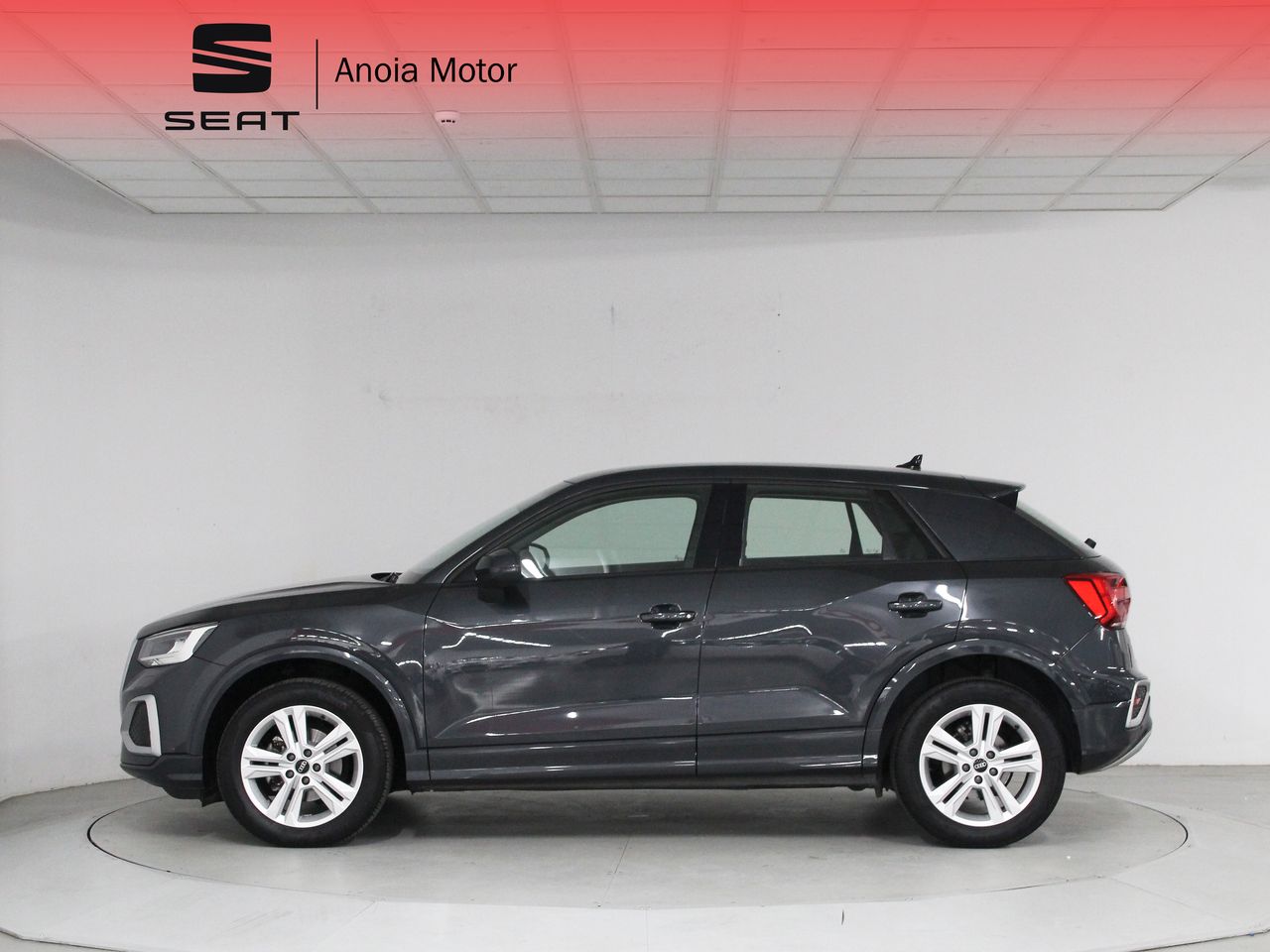 Foto Audi Q2 8