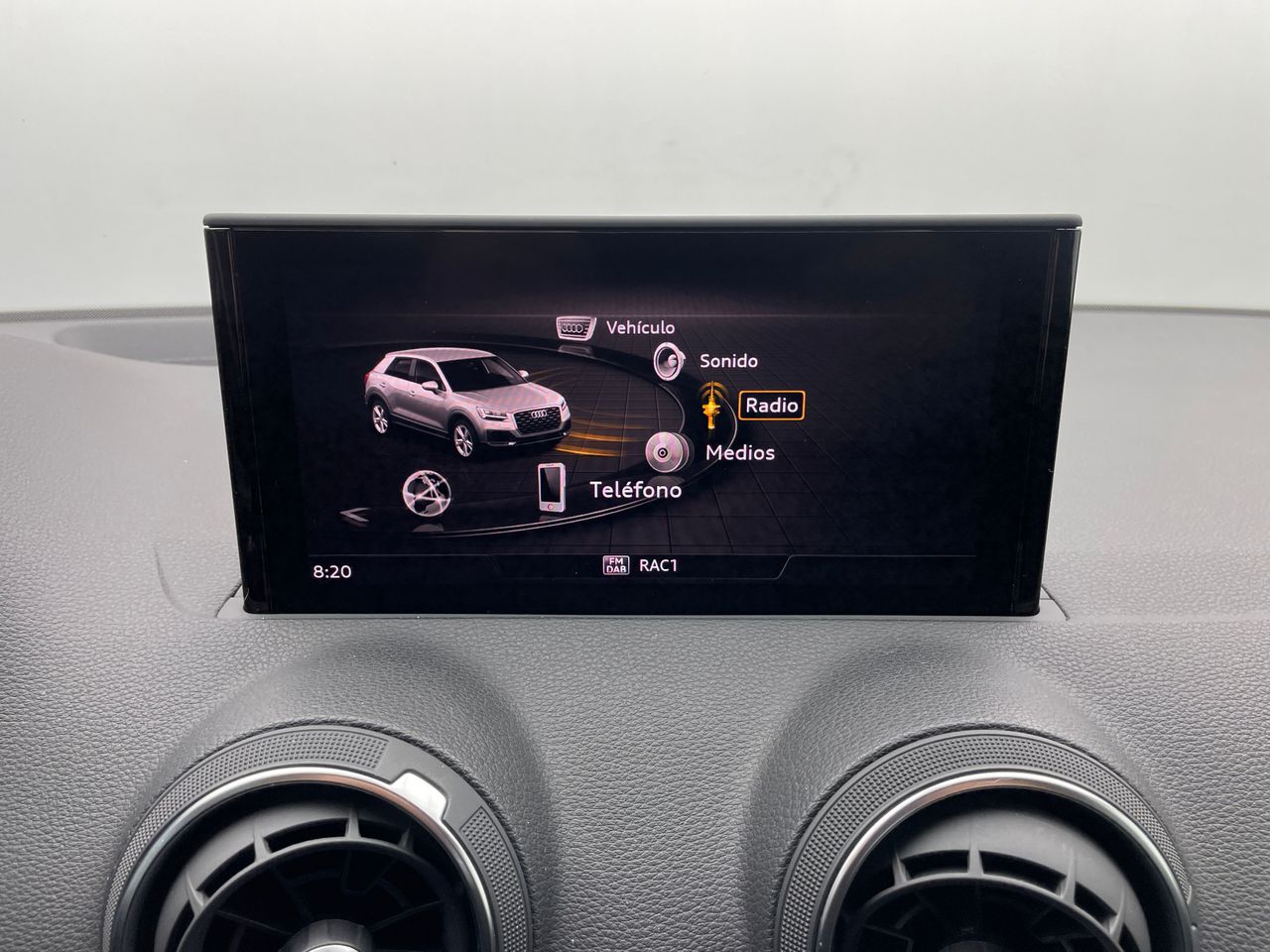 Foto Audi Q2 17