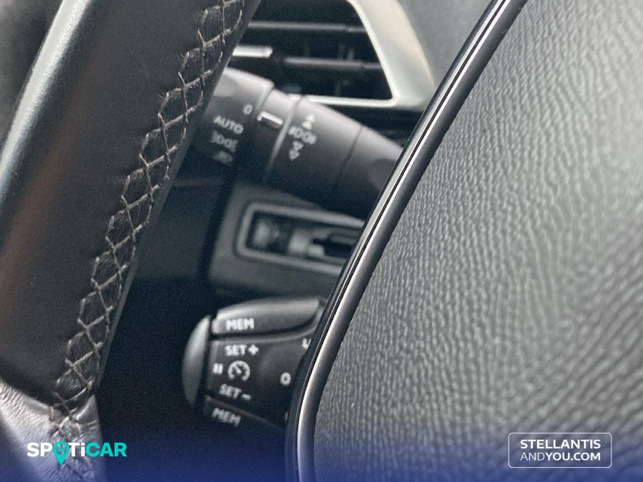 Foto Peugeot 3008 14