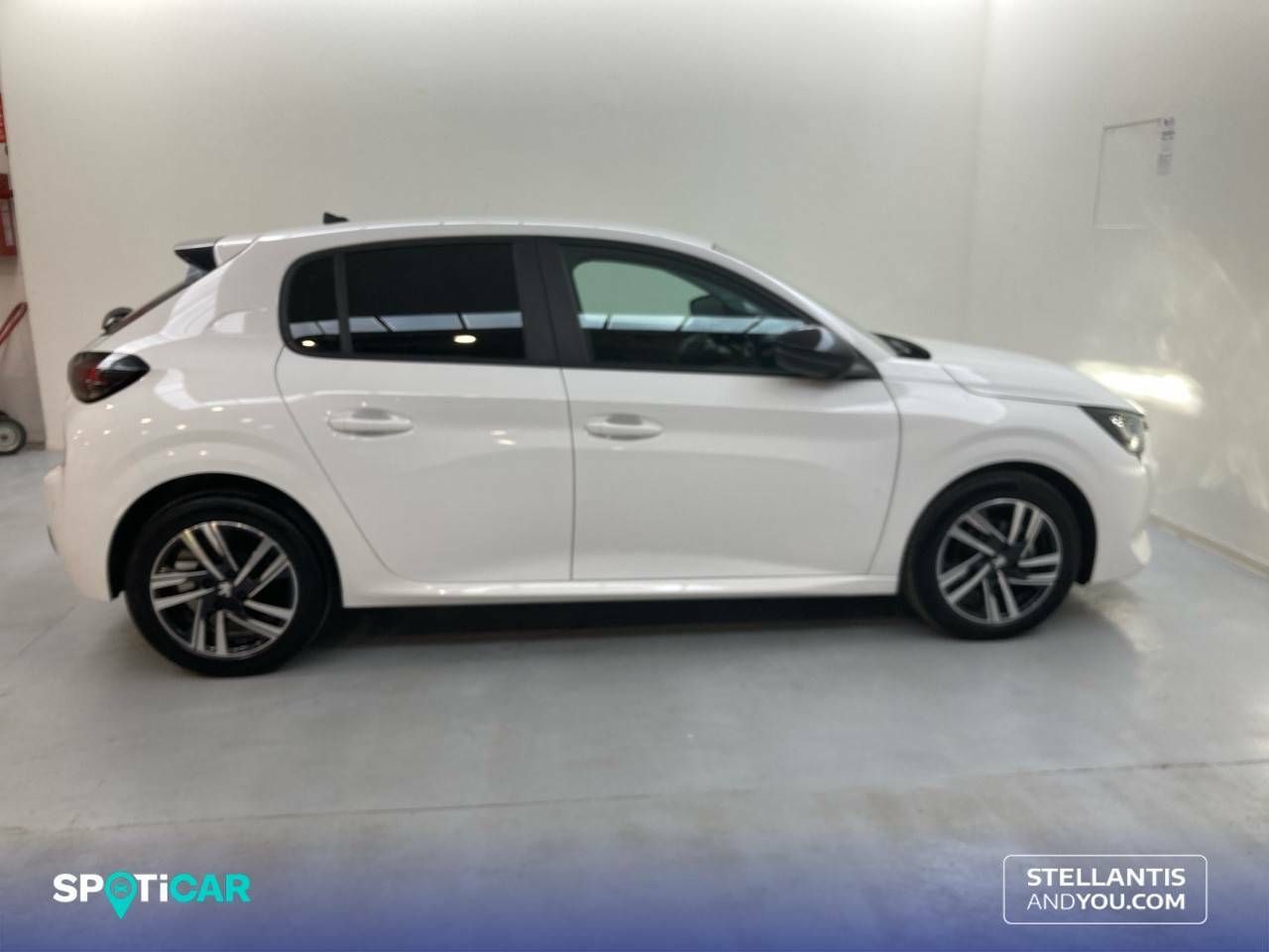Foto Peugeot 208 4