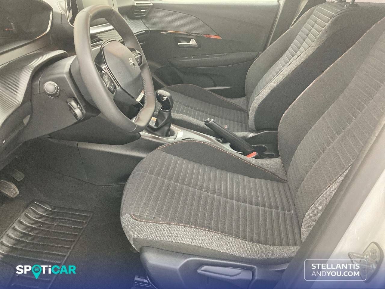 Foto Peugeot 208 9