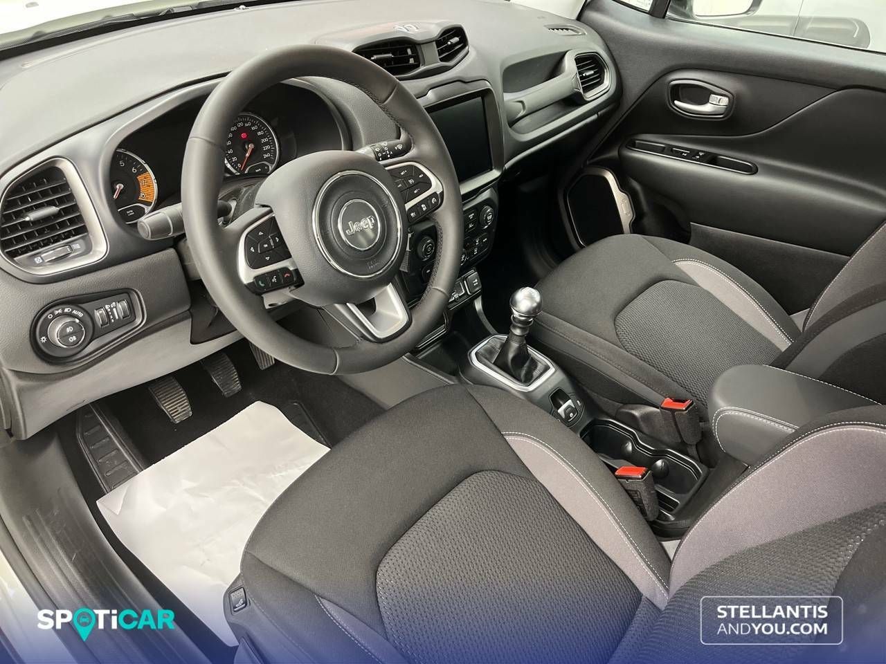 Foto Jeep Renegade 12
