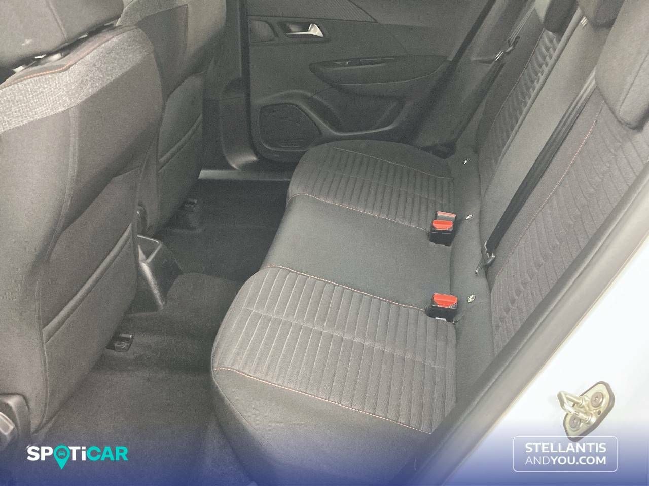 Foto Peugeot 2008 10