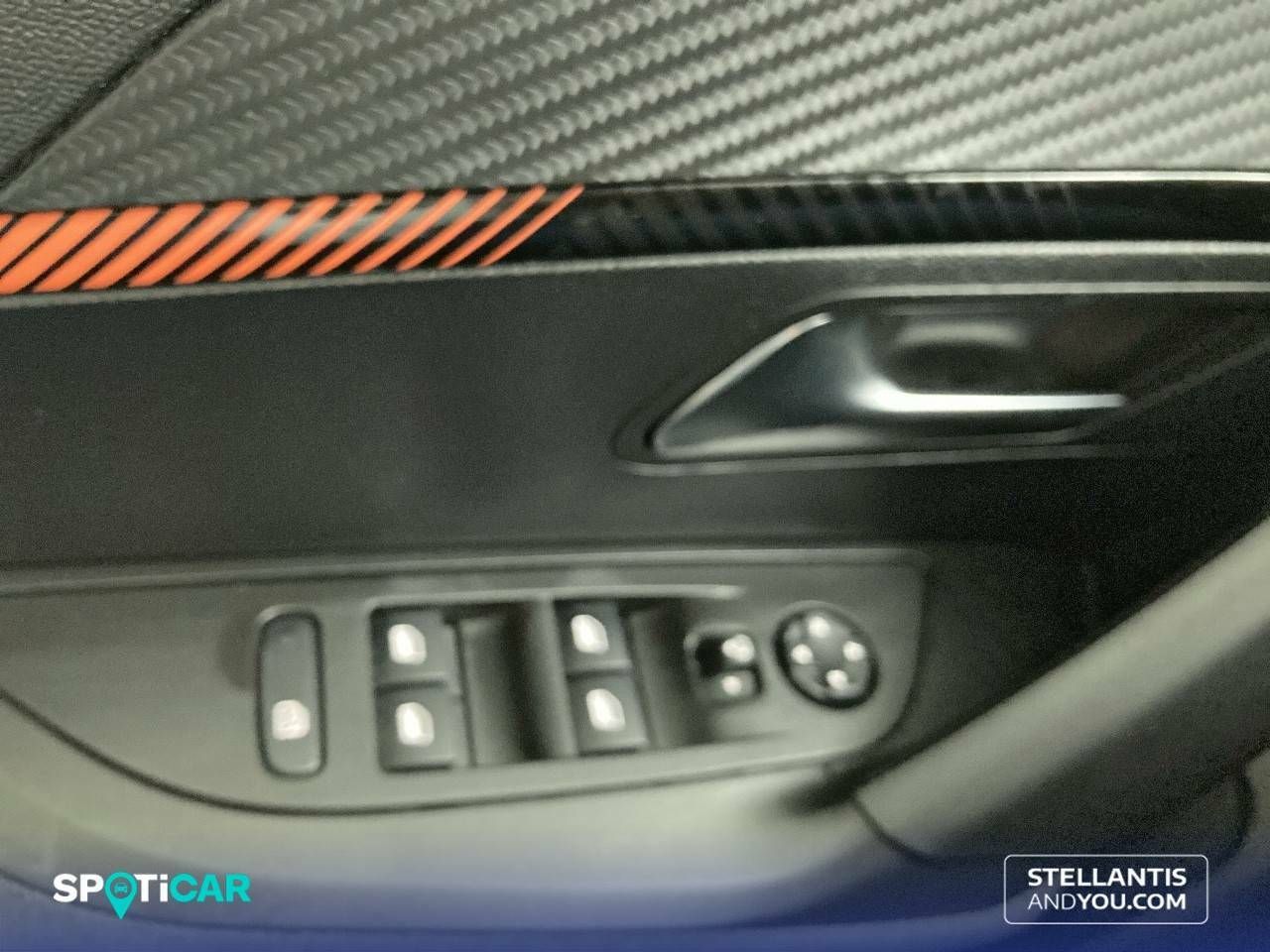 Foto Peugeot 2008 12