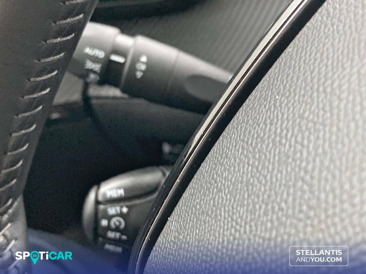 Foto Peugeot 2008 14