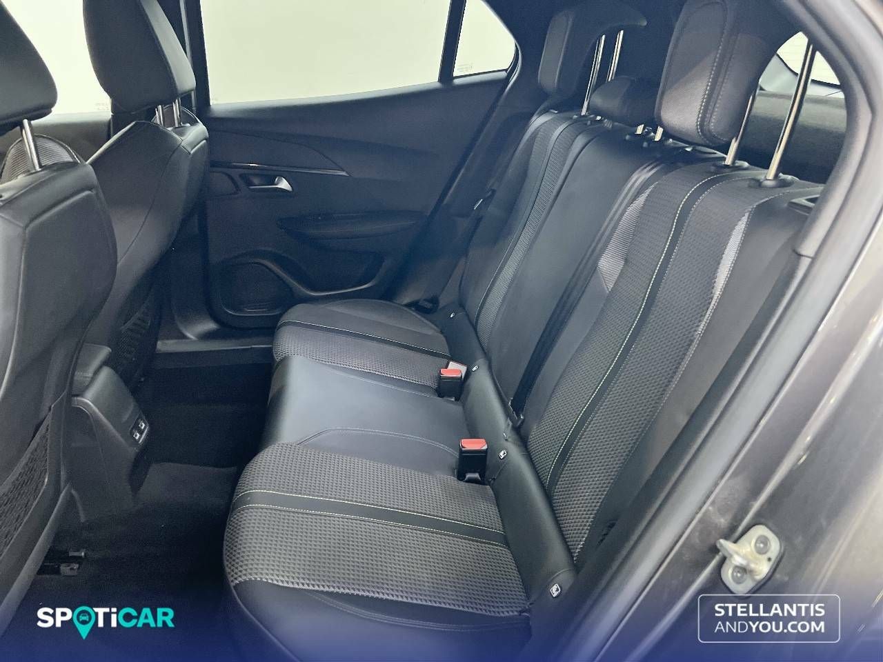 Foto Peugeot 2008 9