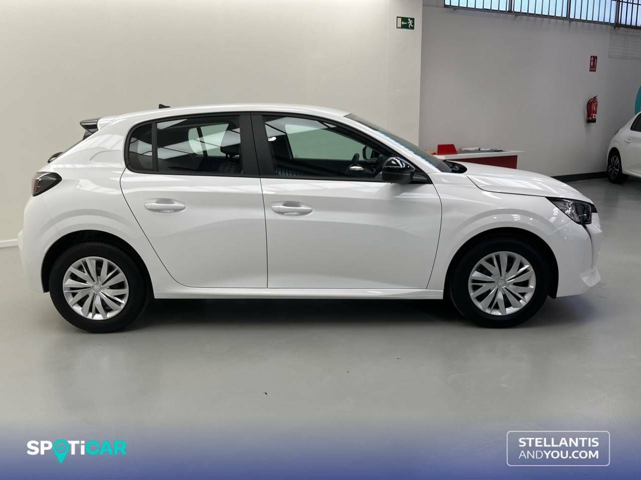 Foto Peugeot 208 4
