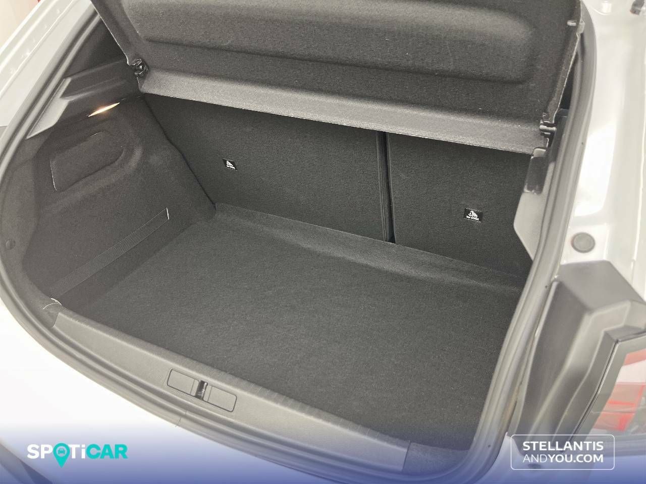Foto Peugeot 208 6