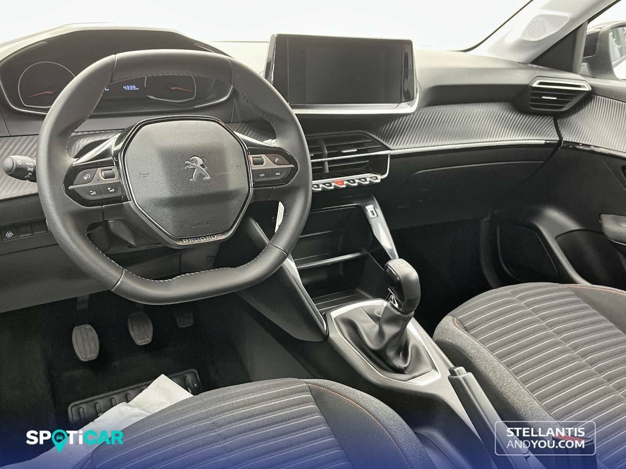 Foto Peugeot 208 8