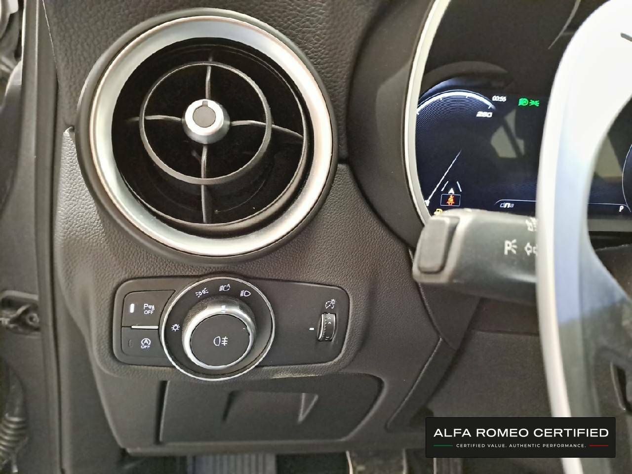 Foto Alfa Romeo Stelvio 13
