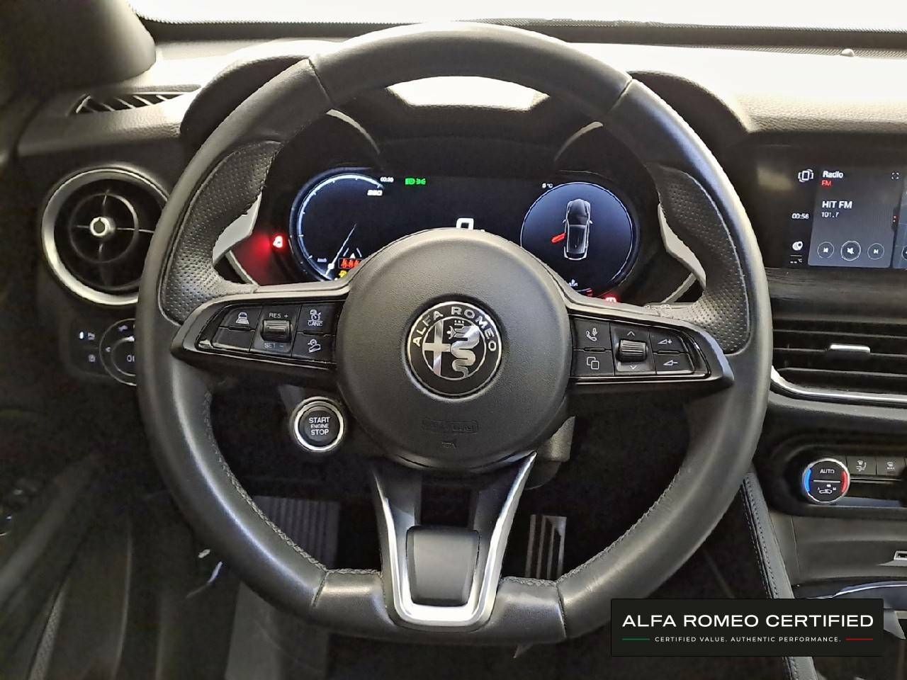 Foto Alfa Romeo Stelvio 14
