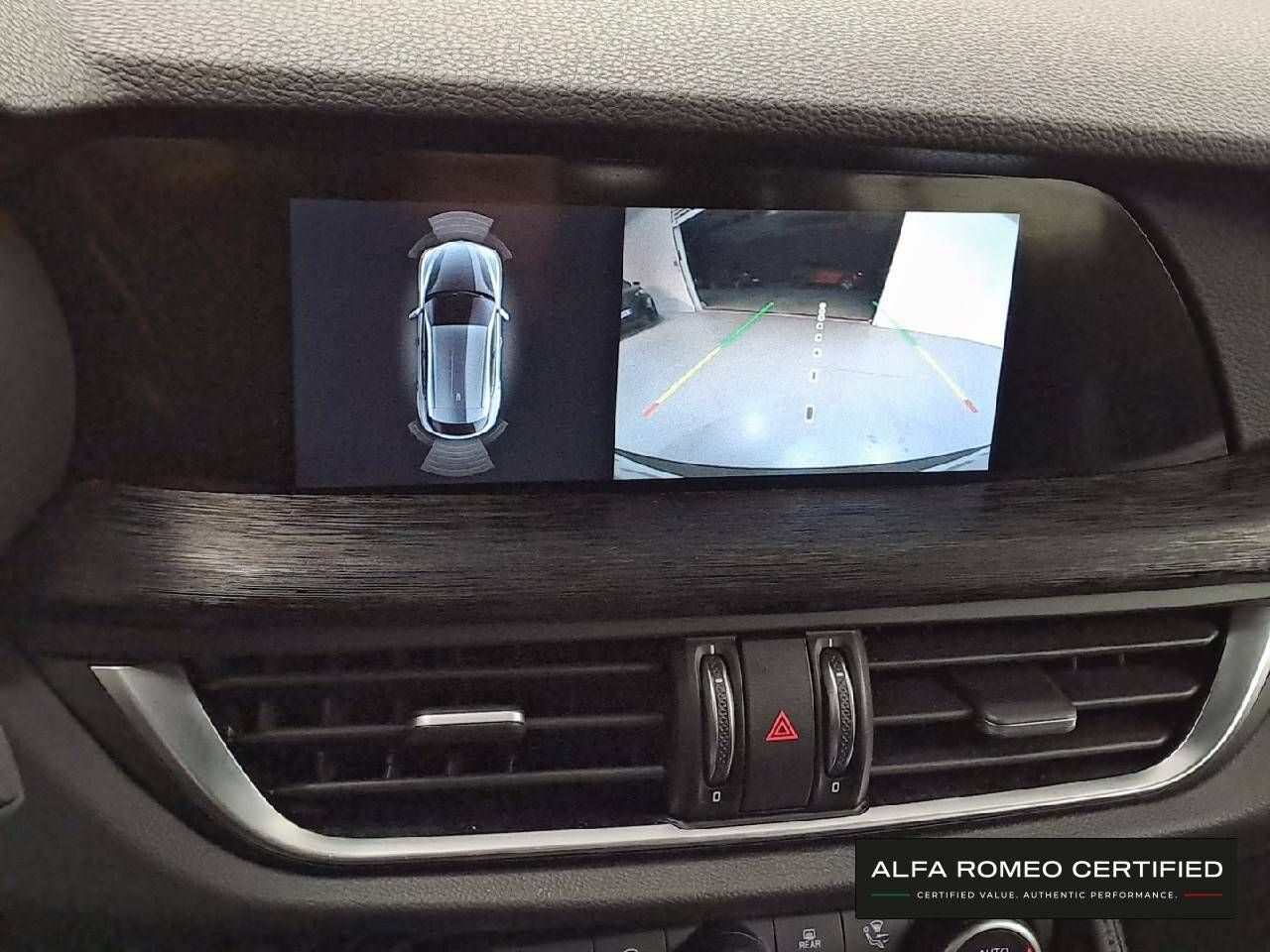 Foto Alfa Romeo Stelvio 18