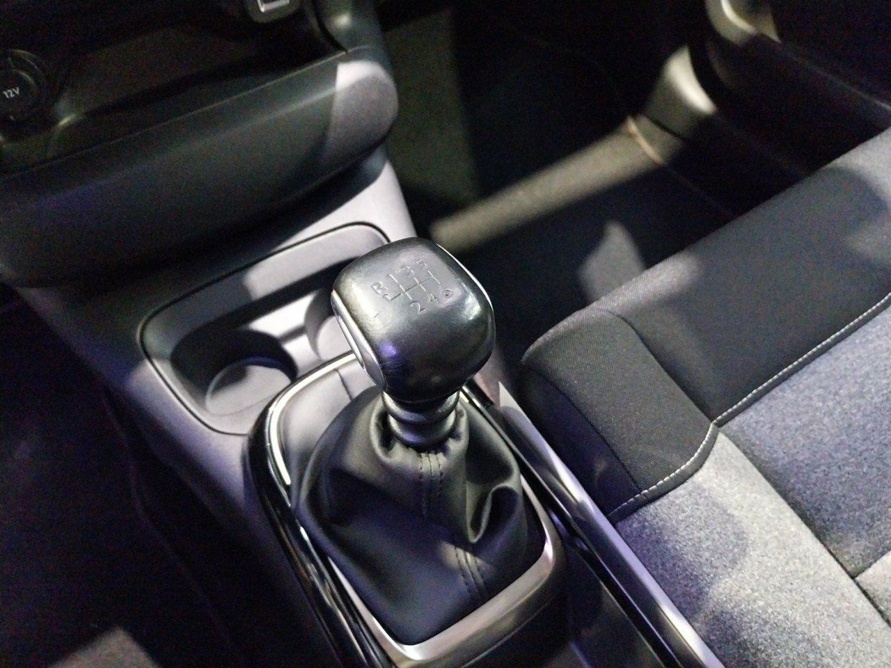 Foto Citroën C4 Cactus 18