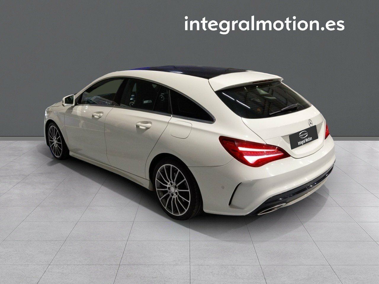Foto Mercedes-Benz Clase CLA 4