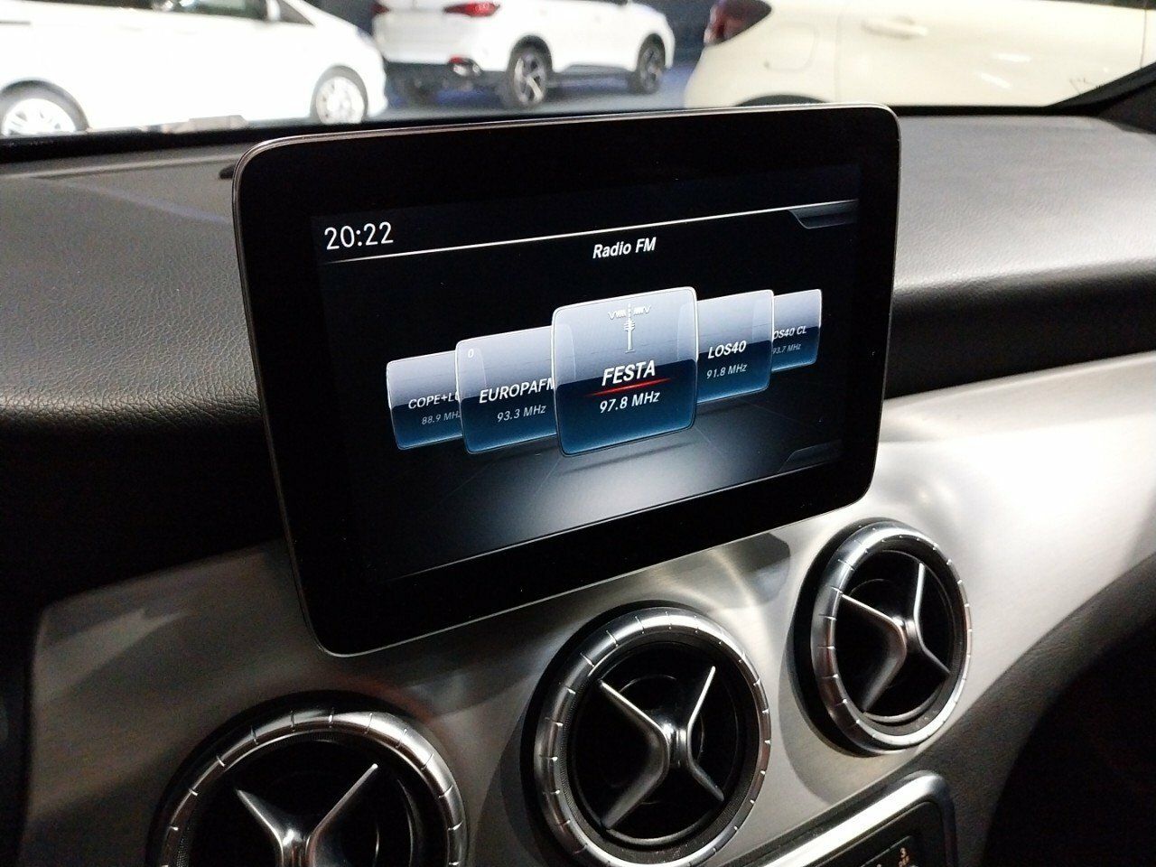 Foto Mercedes-Benz Clase CLA 15