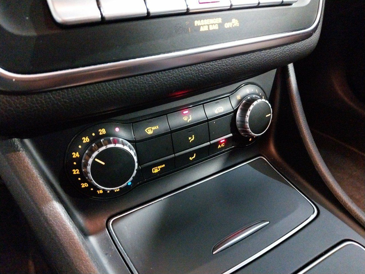 Foto Mercedes-Benz Clase CLA 17
