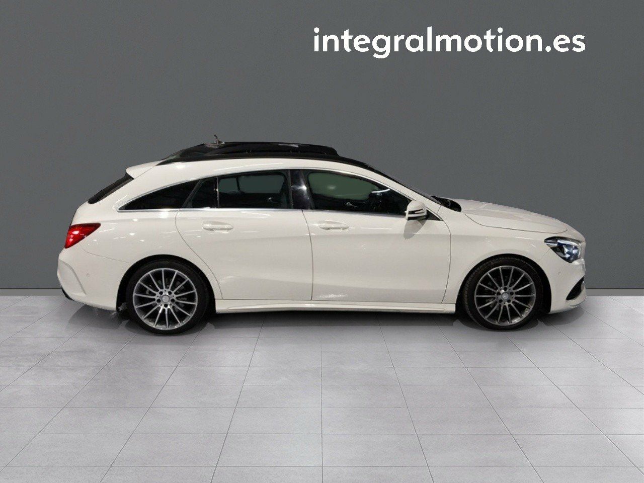 Foto Mercedes-Benz Clase CLA 26