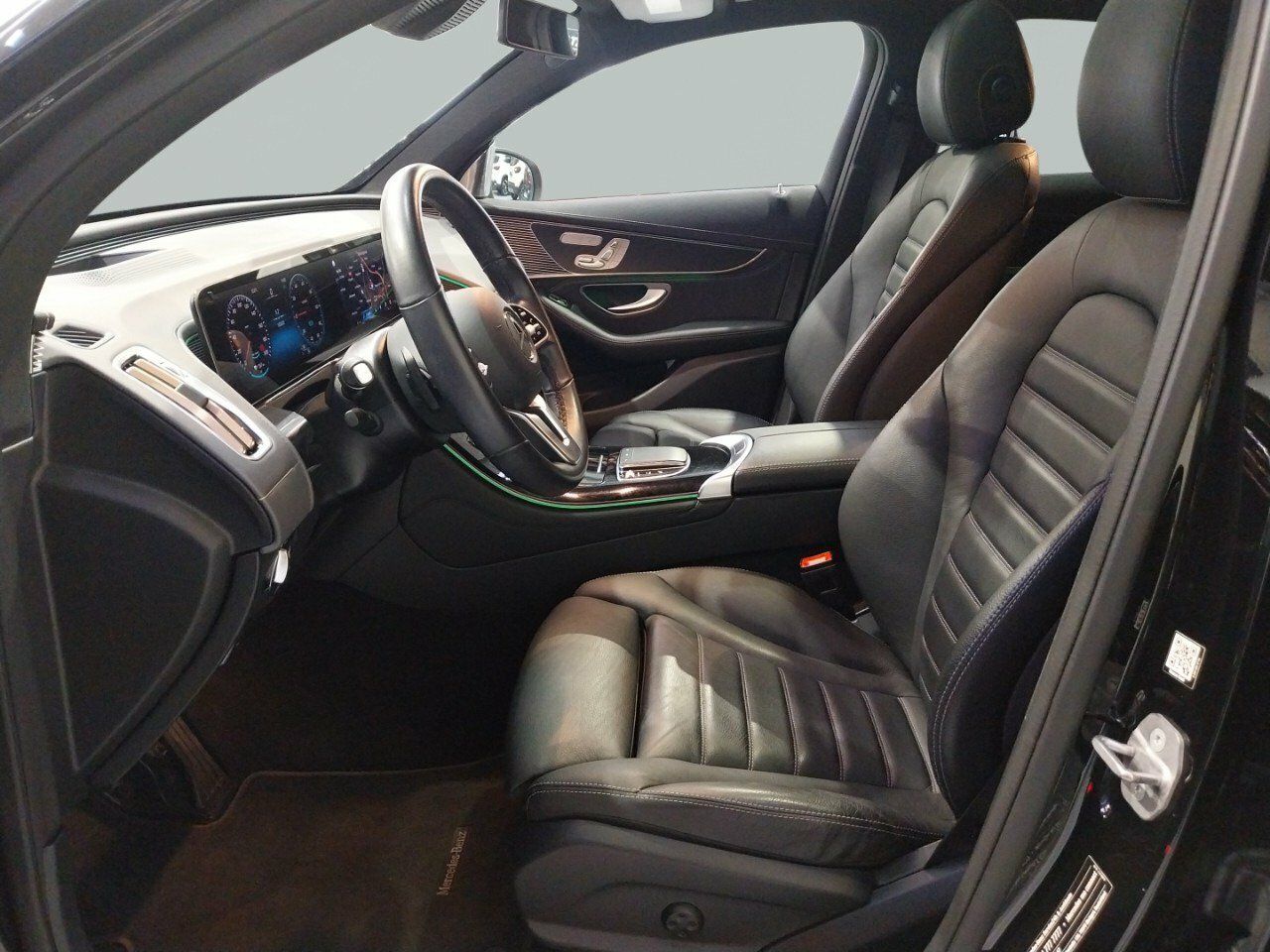 Foto Mercedes-Benz EQC 6