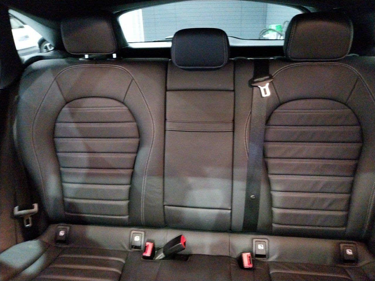 Foto Mercedes-Benz EQC 20