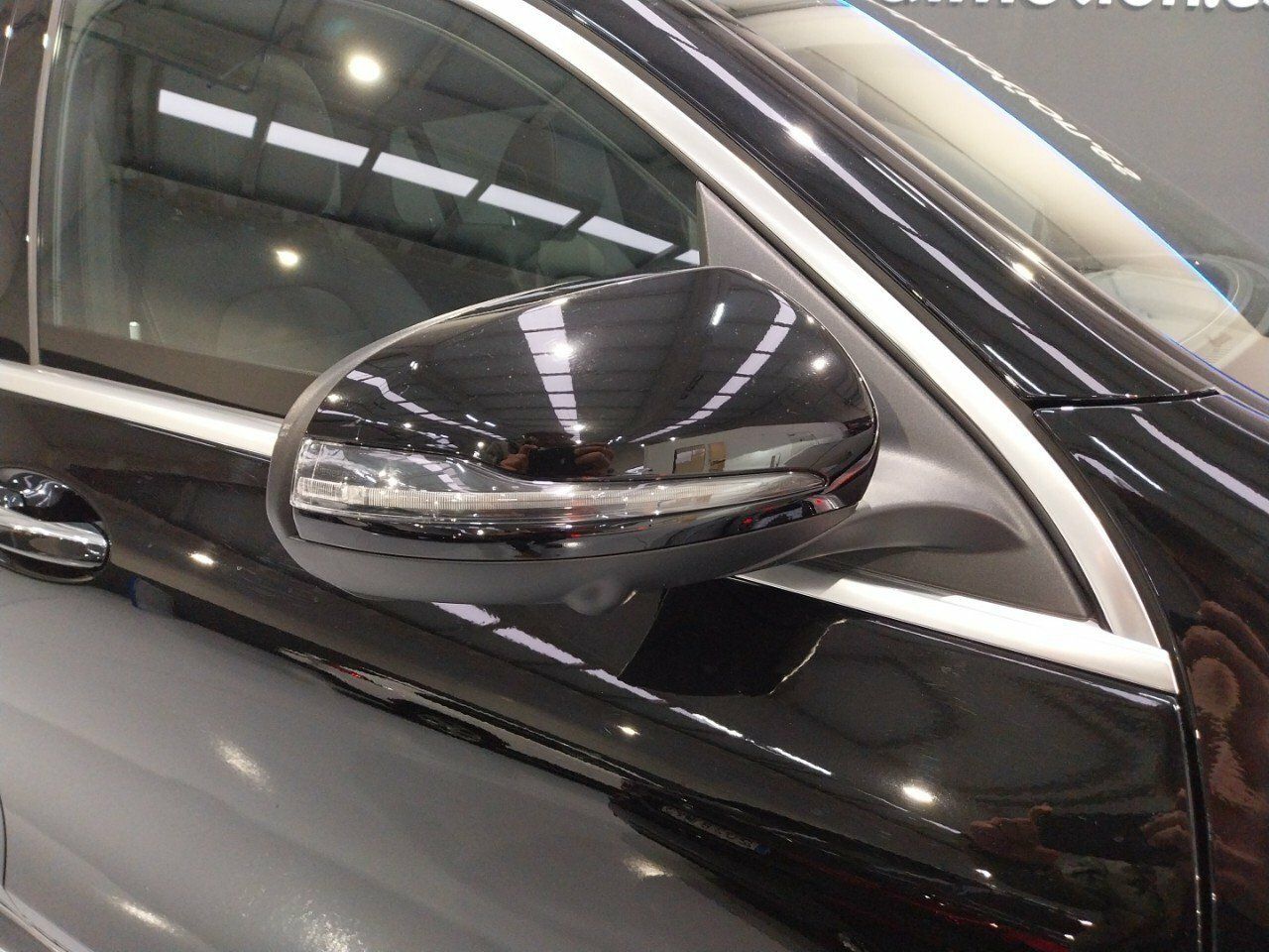 Foto Mercedes-Benz EQC 31