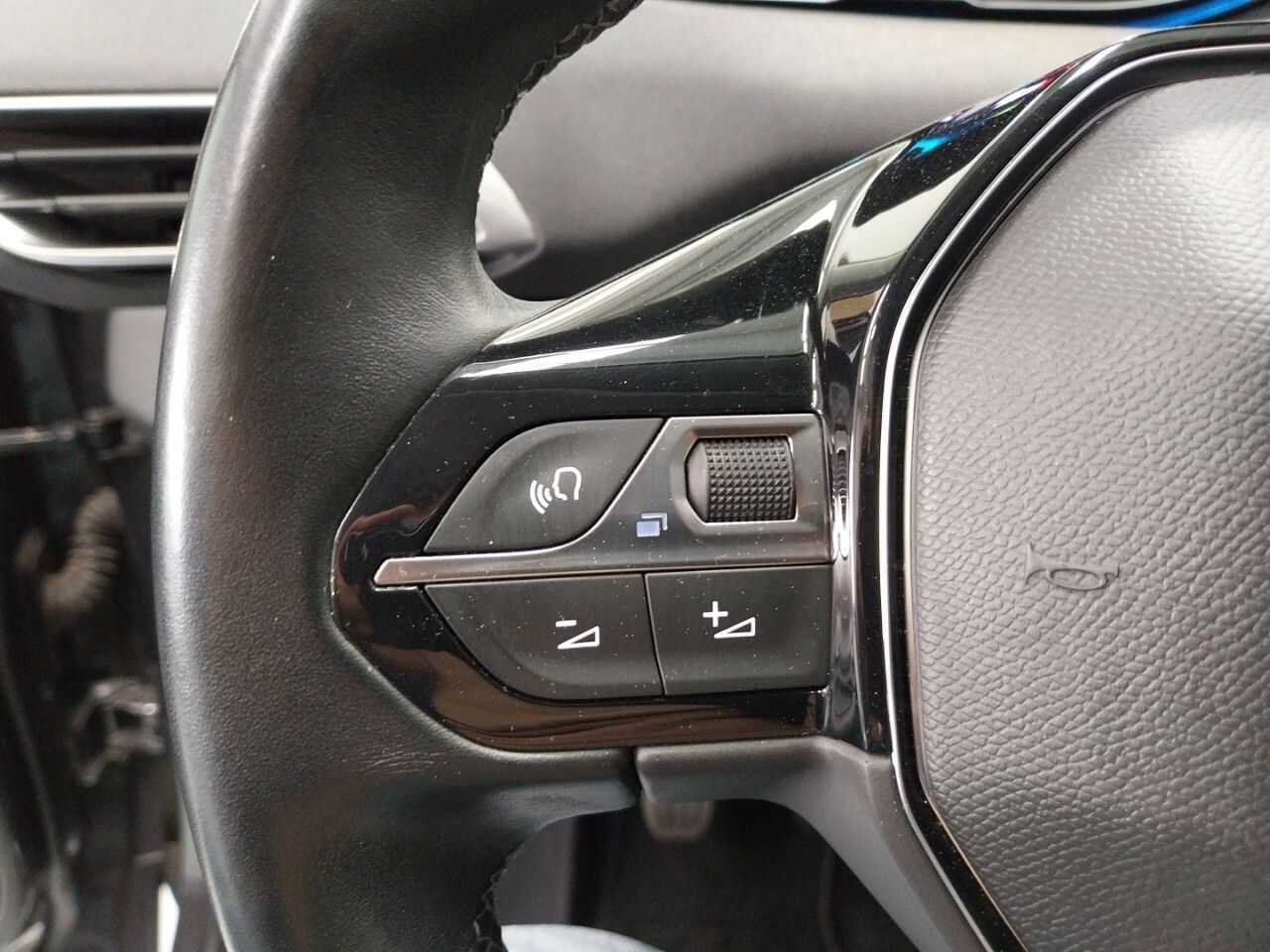 Foto Peugeot 3008 12