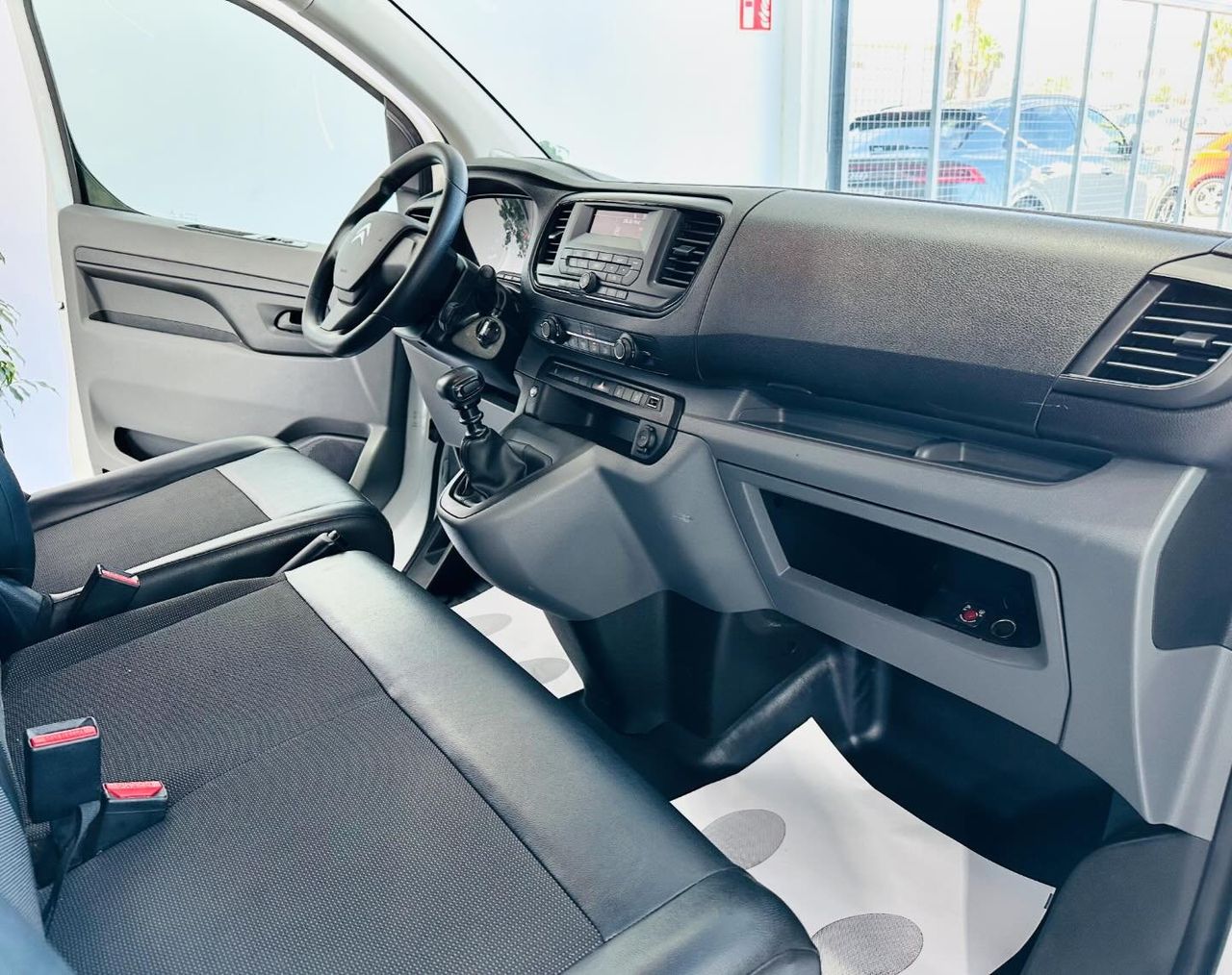 Foto Citroën Jumpy 9