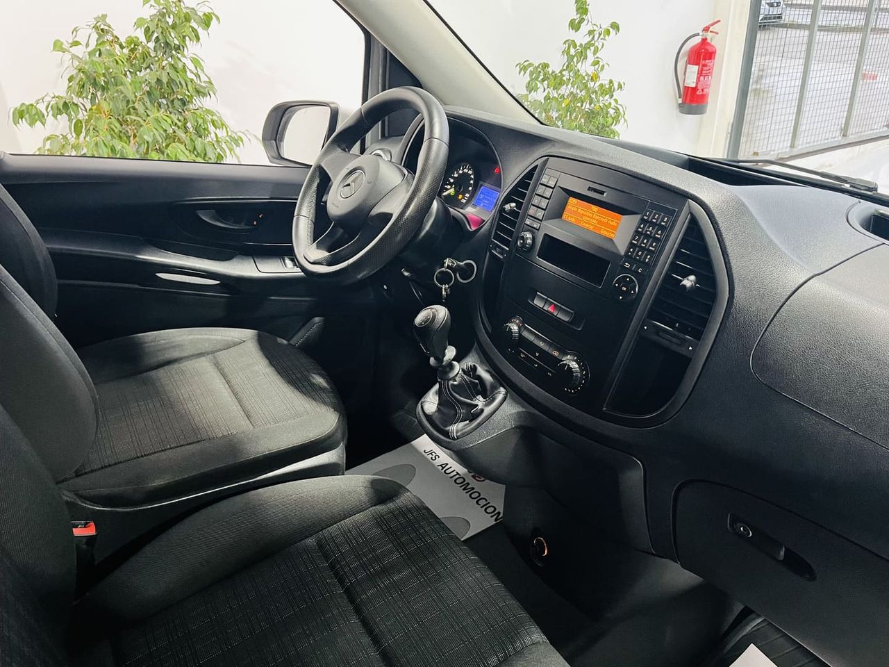Foto Mercedes-Benz Vito 9