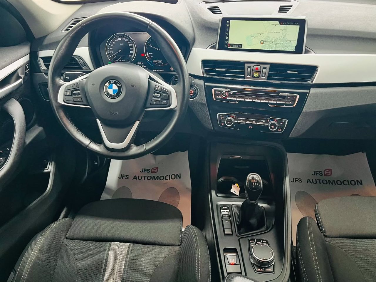 Foto BMW X1 9