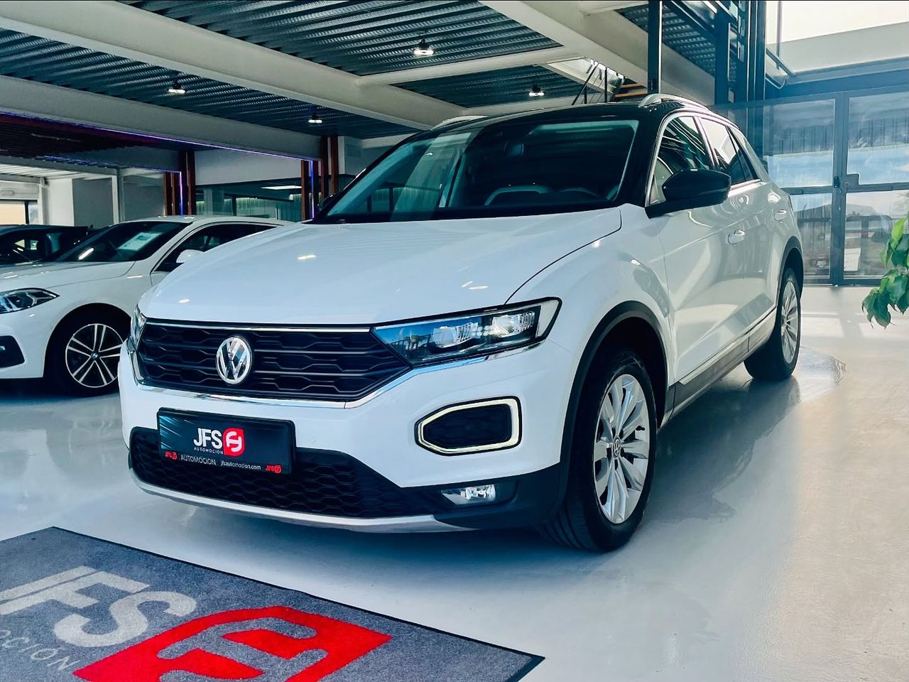Foto Volkswagen T-Roc 2