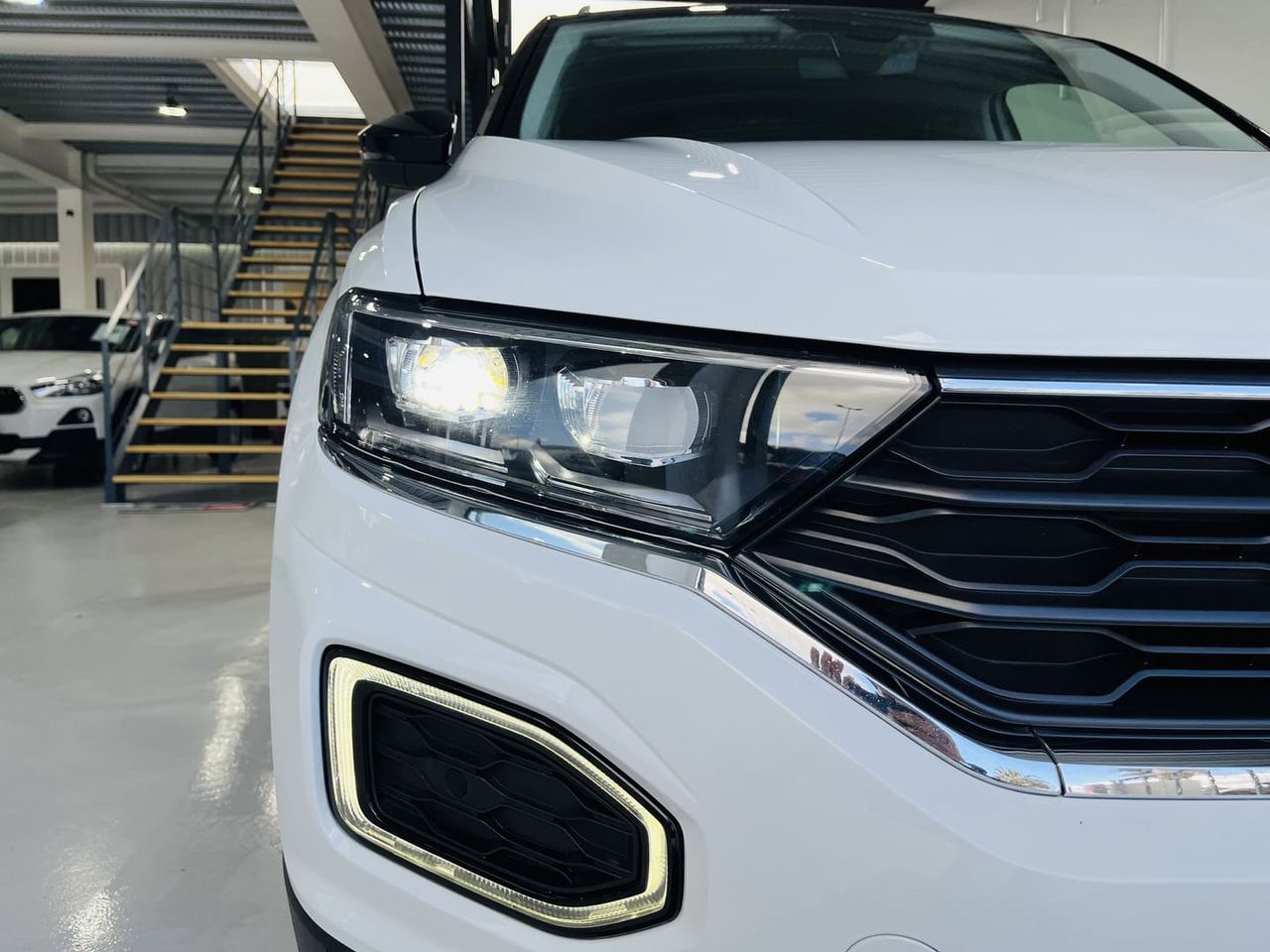 Foto Volkswagen T-Roc 23