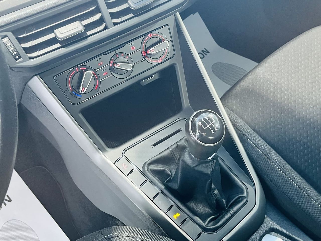 Foto Volkswagen Polo 16