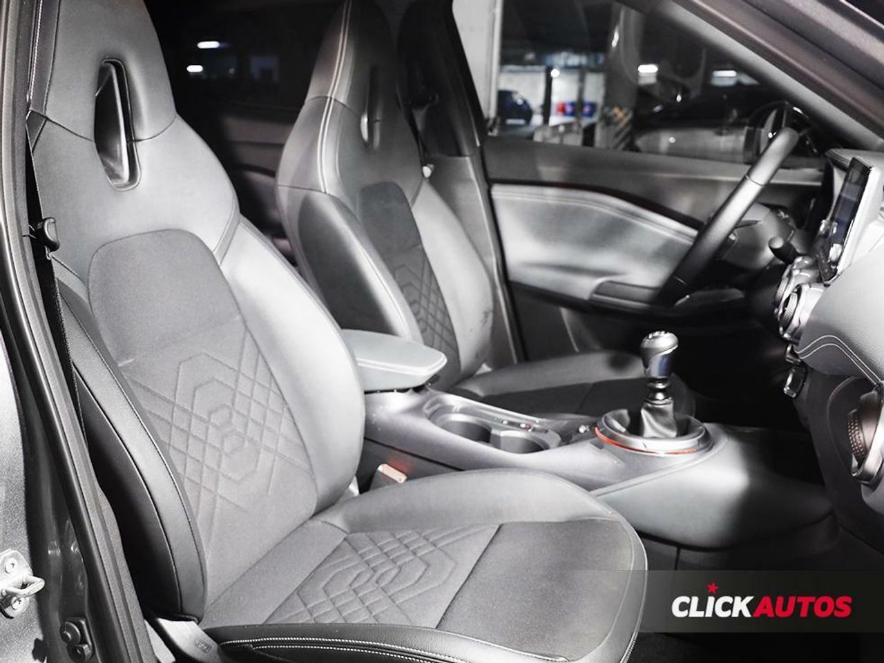 Foto Nissan Juke 17