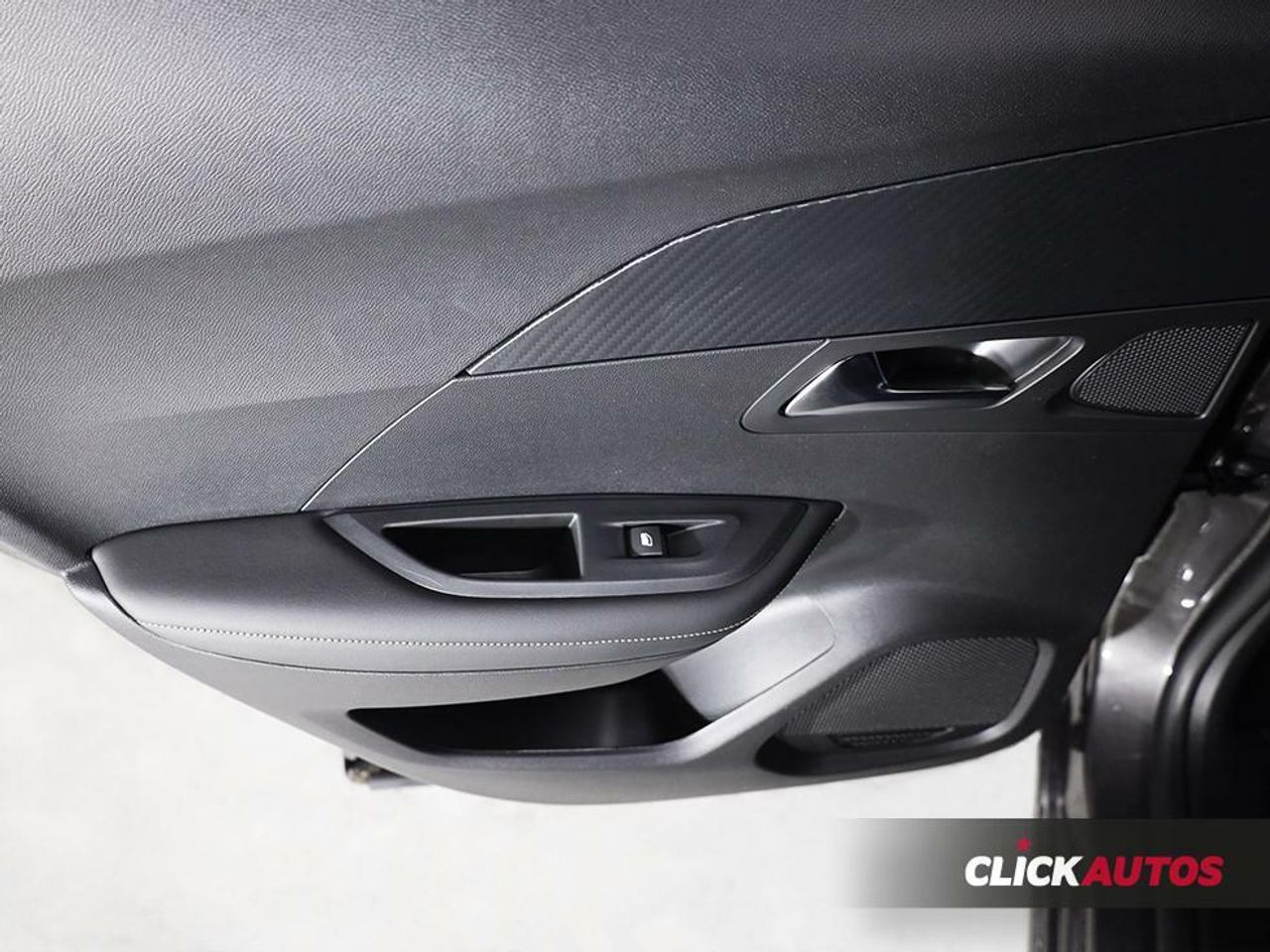 Foto Peugeot 2008 15