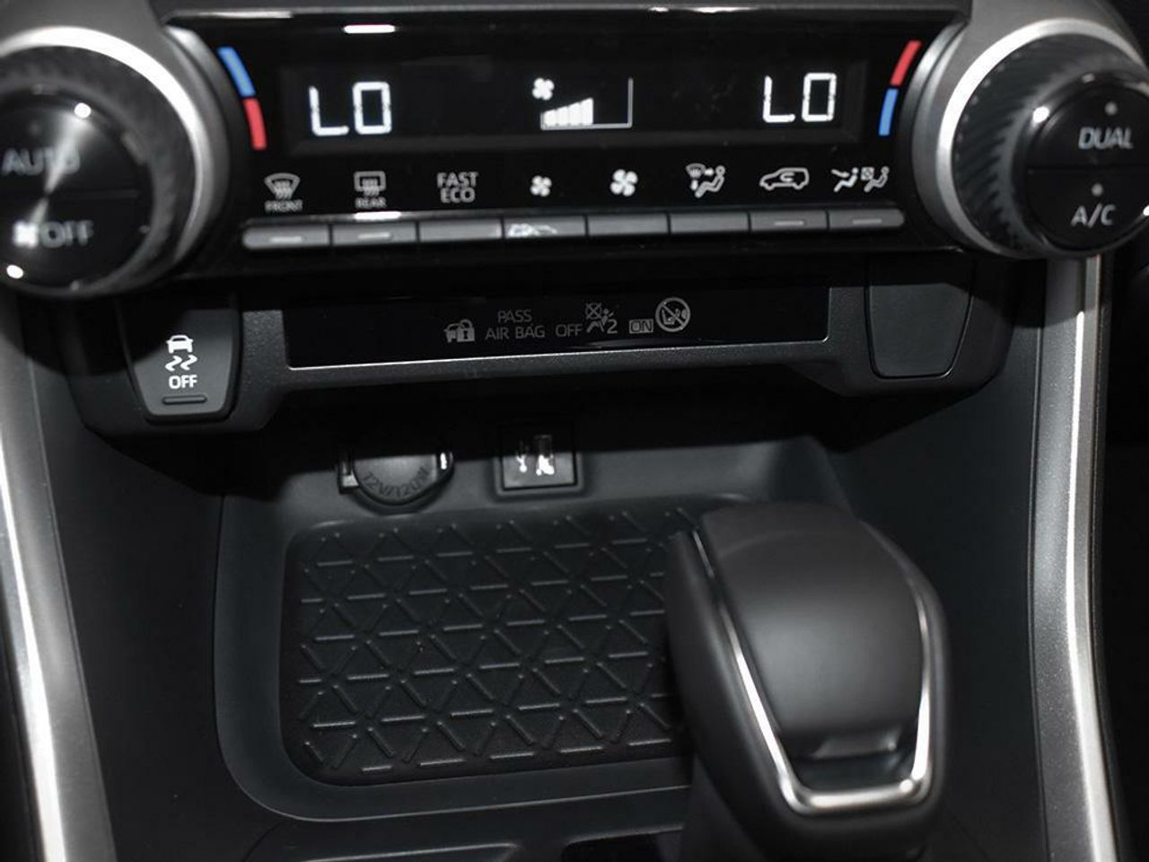 Foto Toyota Rav4 10