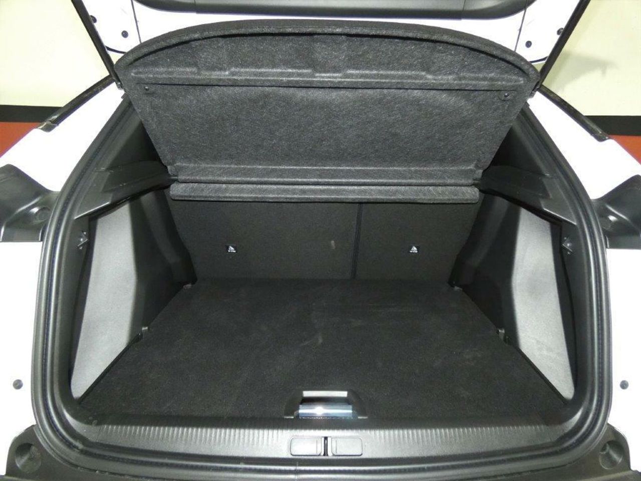 Foto Peugeot 2008 15