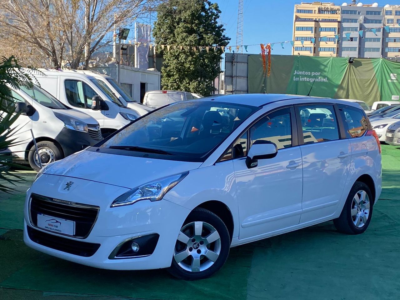 Foto Peugeot 5008 4