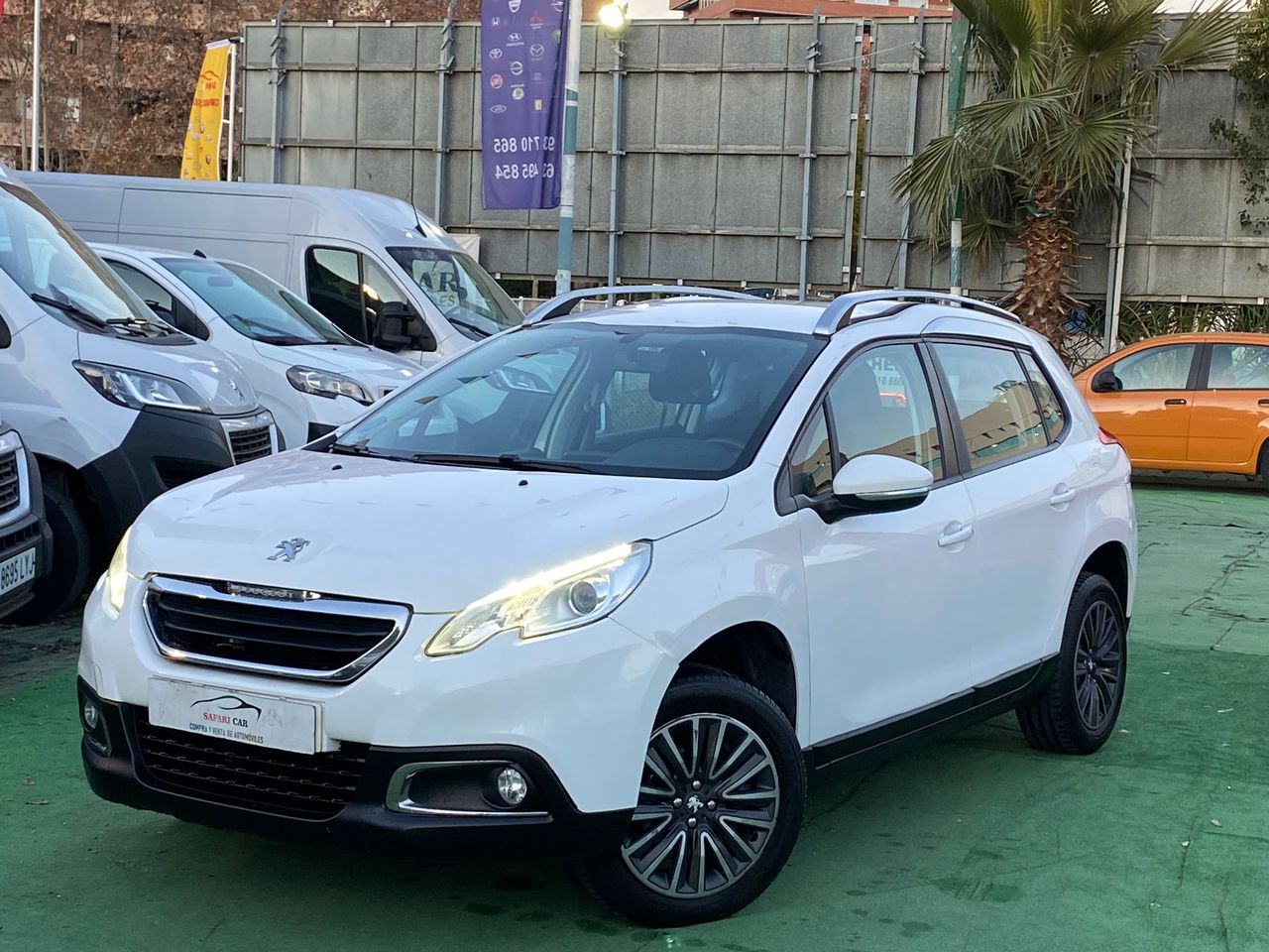 Foto Peugeot 2008 4