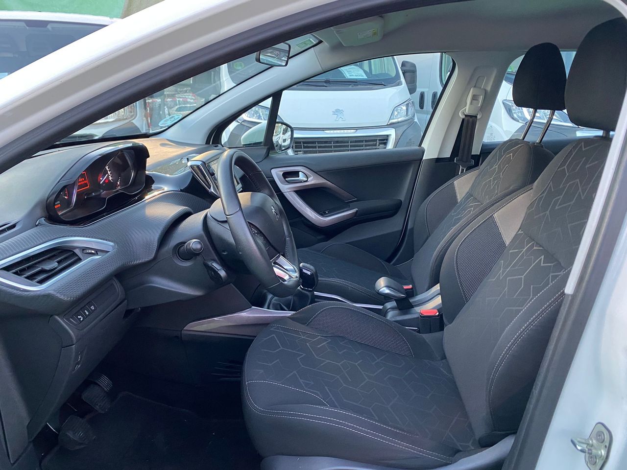 Foto Peugeot 2008 7