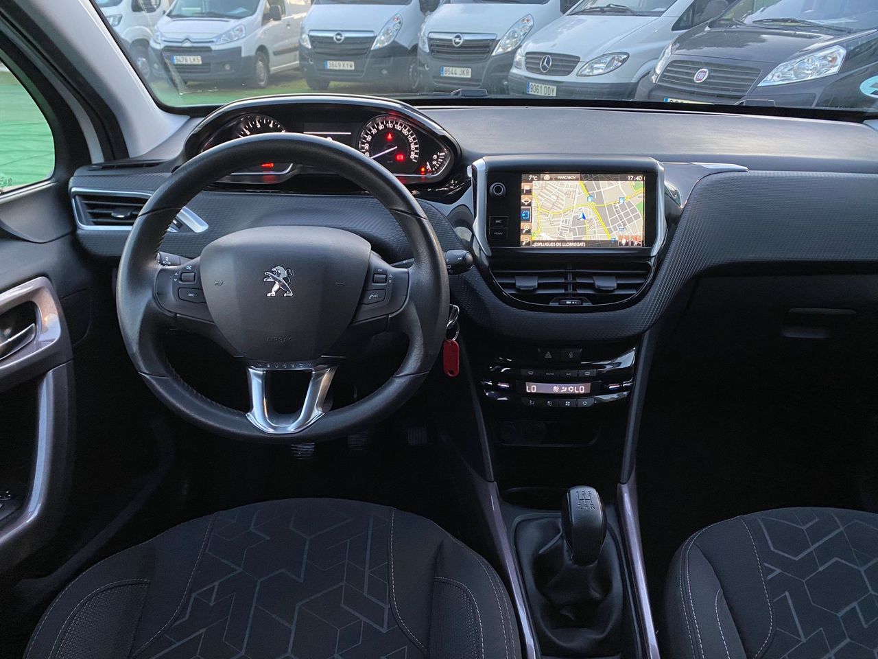 Foto Peugeot 2008 10