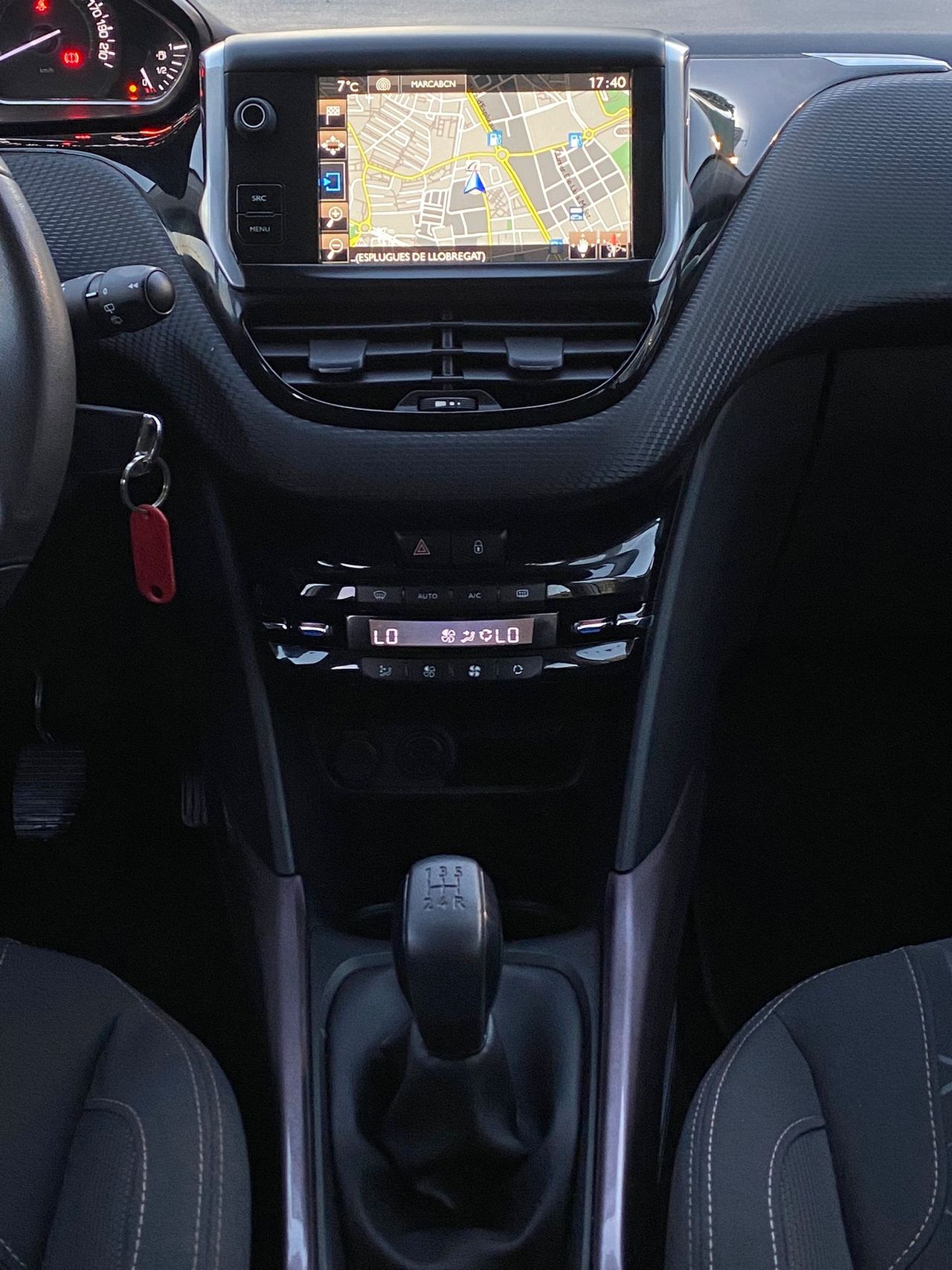 Foto Peugeot 2008 12