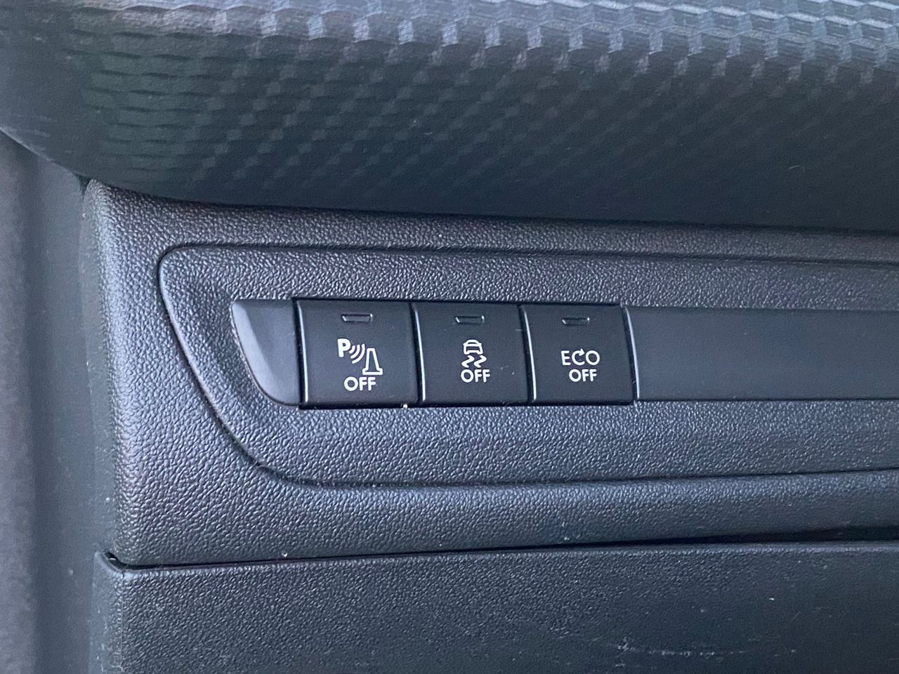 Foto Peugeot 2008 13