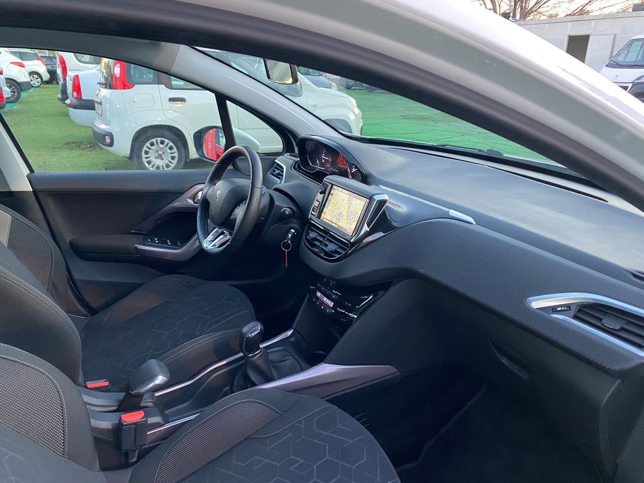 Foto Peugeot 2008 16