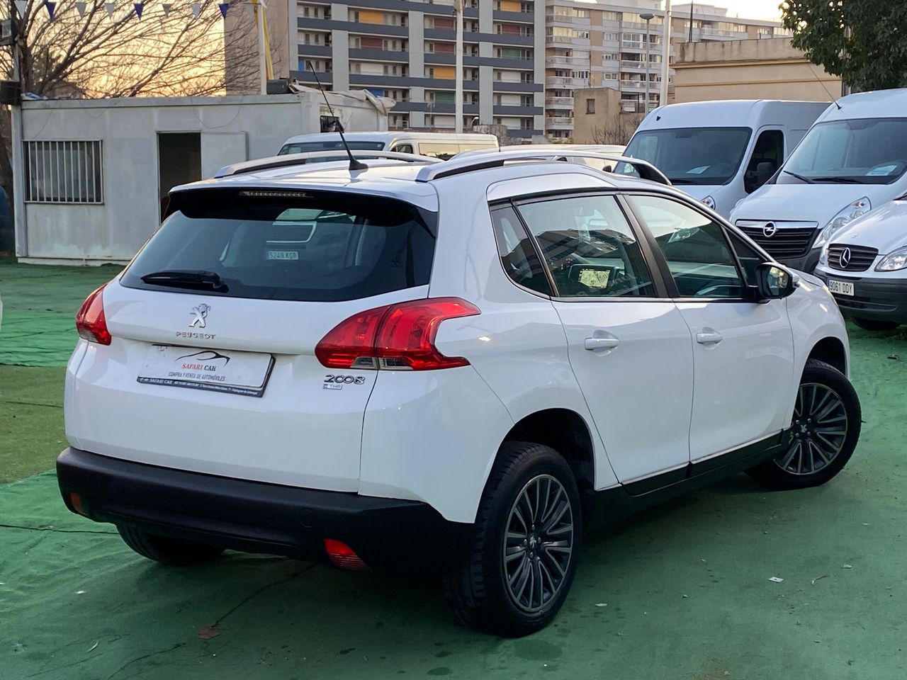 Foto Peugeot 2008 18