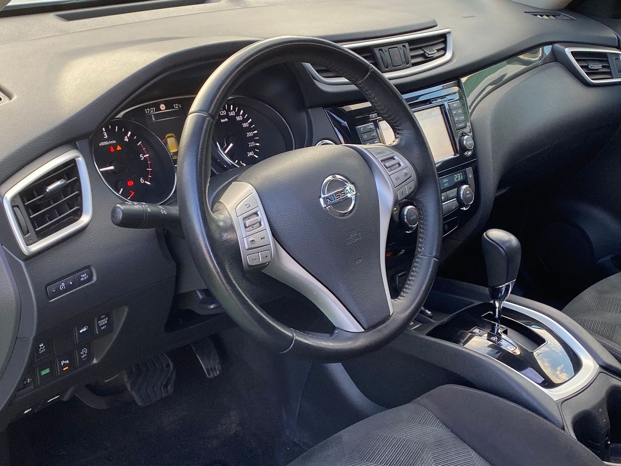 Foto Nissan X-Trail 8