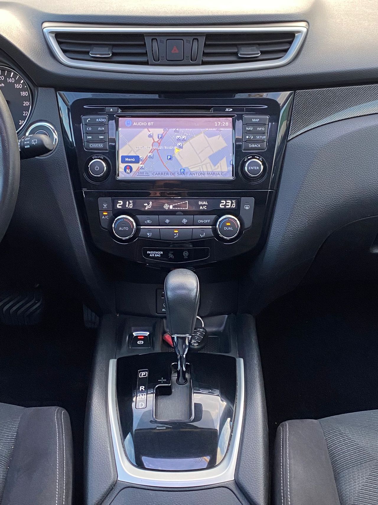 Foto Nissan X-Trail 11